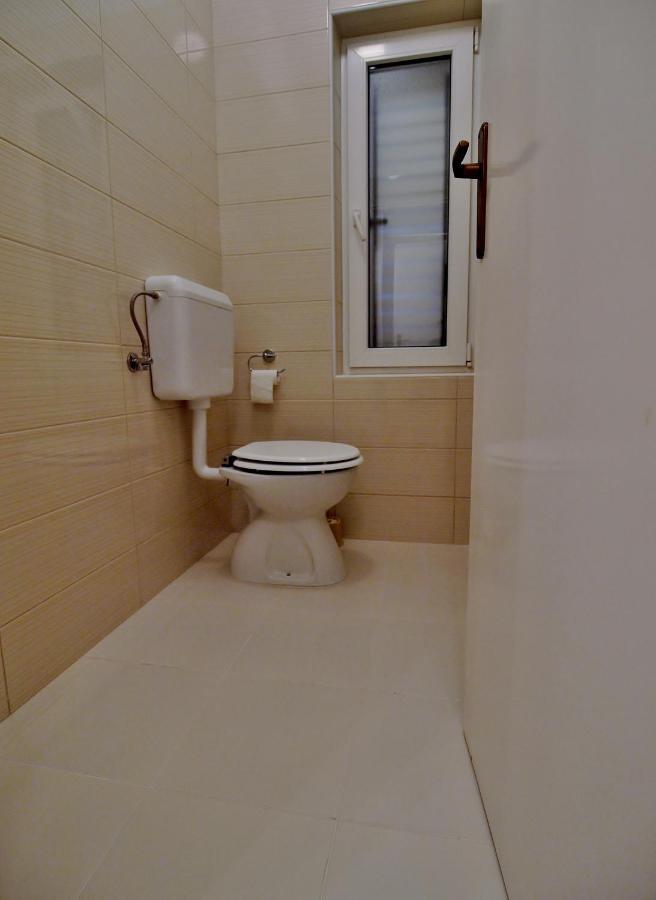 Apartments Ljubica Barbat na Rabu Bagian luar foto