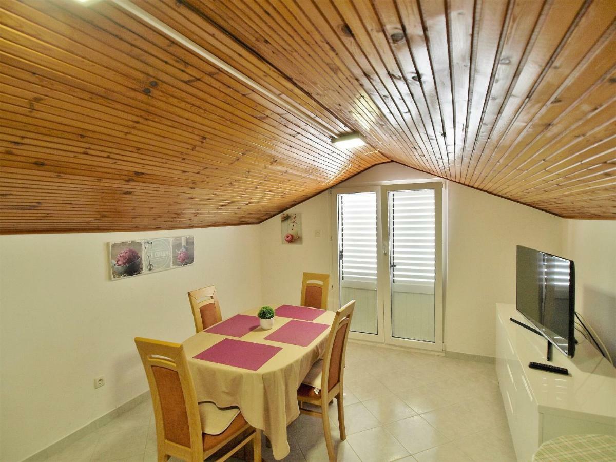 Apartments Ljubica Barbat na Rabu Bagian luar foto