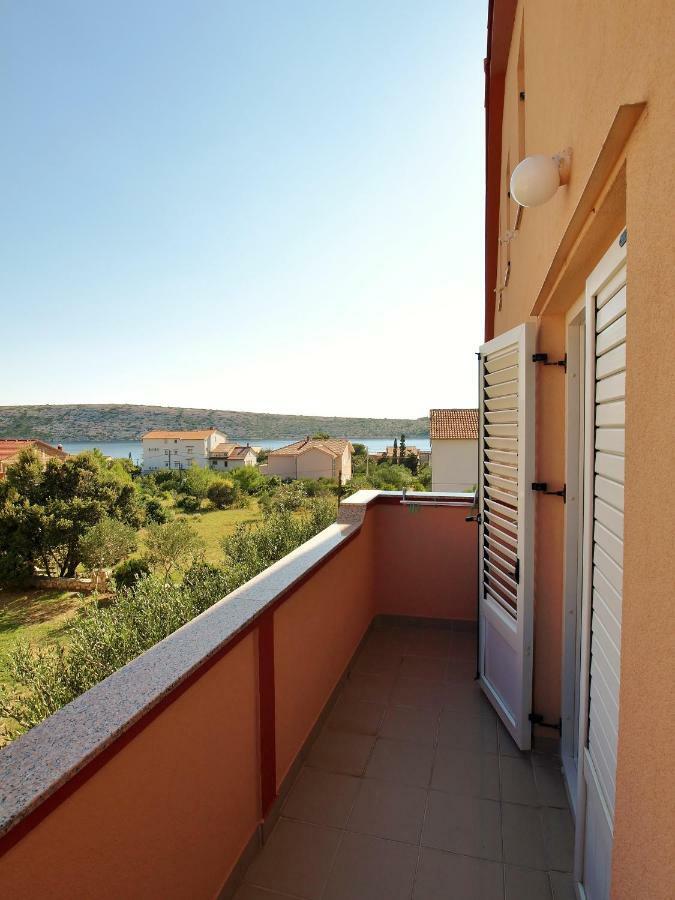 Apartments Ljubica Barbat na Rabu Bagian luar foto